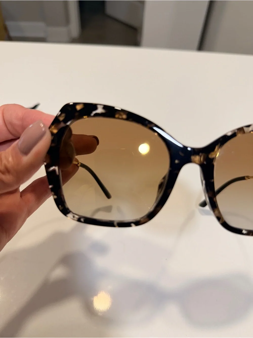 Authentic Dolce & Gabbana DG4399F Oversized Sunglasses 56-20-145 Tortoise Gold